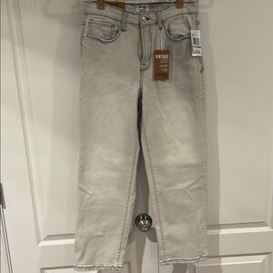 Kensie Gray Straight Leg Jeans Versatile Style